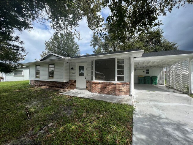 Building Photo - 3278 Jamestown St