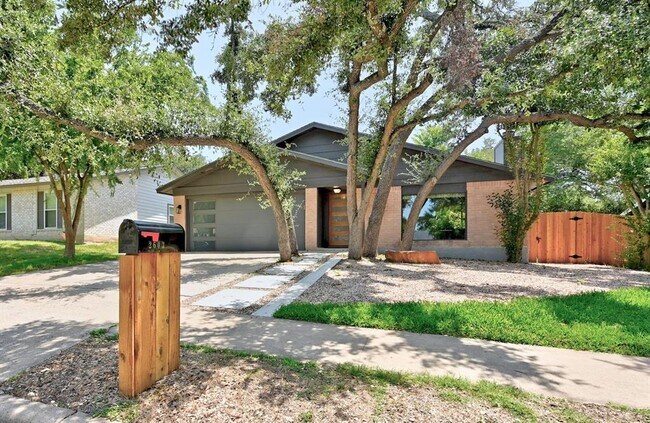 Building Photo - 2603 Burly Oak Dr