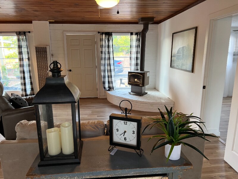 Foto principal - 33574 Washington Dr