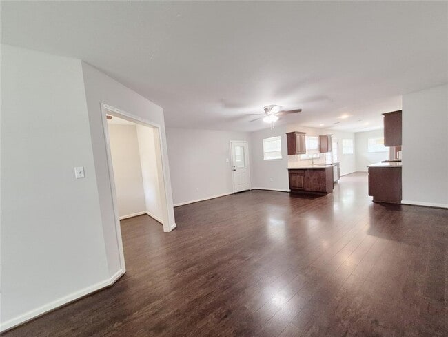 Building Photo - 10506 Chatterton Dr