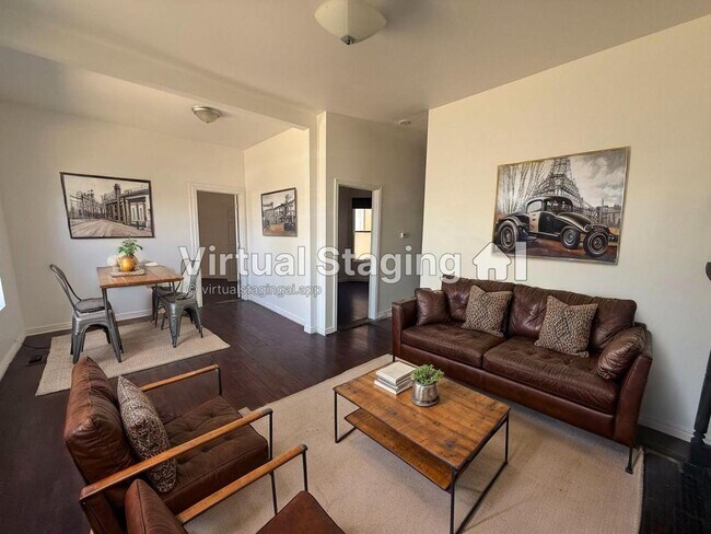Building Photo - 2946 Glenarm Pl