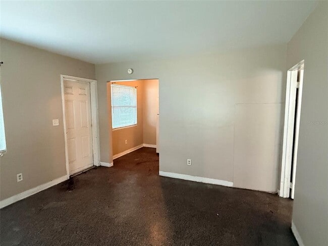 Building Photo - 1273 S Betty Ln