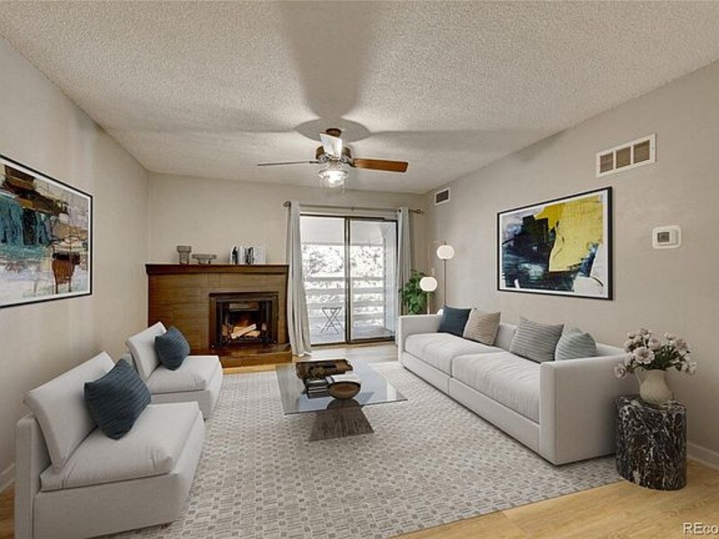 Primary Photo - 3121 S Tamarac Dr