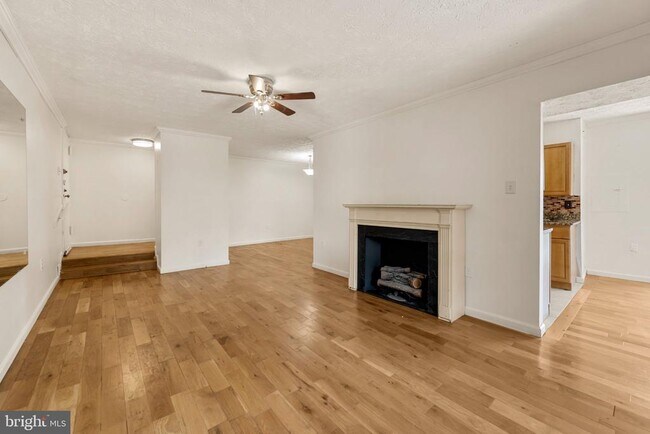 Foto del edificio - 7716 Hanover Pkwy