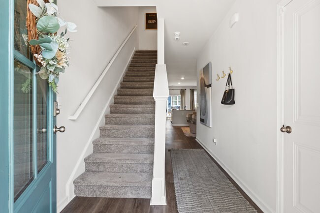 Building Photo - 4686 Wildaire Ln