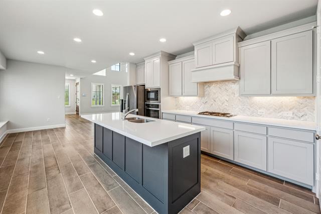 Building Photo - 2117 Domingo Dr