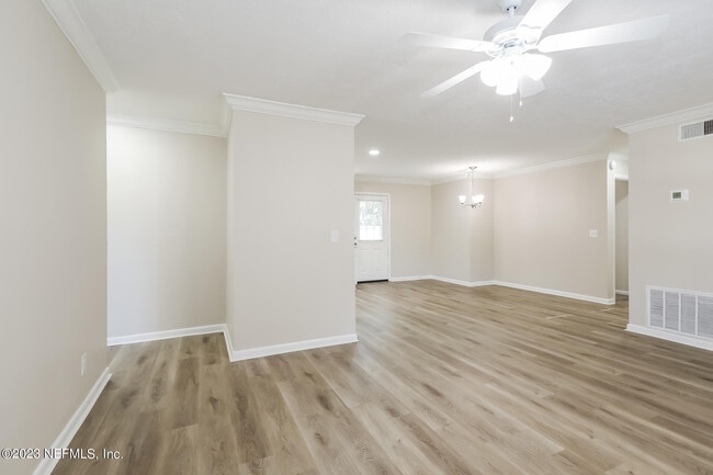 Building Photo - 8203 Ireland Dr