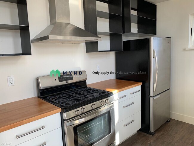 Building Photo - 3 br, 3 bath  - 3425 Broadway Apt 110 Apt 110