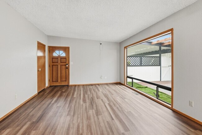 Foto del edificio - 3Bd/1.75Ba Bellevue House