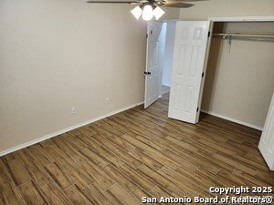 Building Photo - 5615 Cross Pond