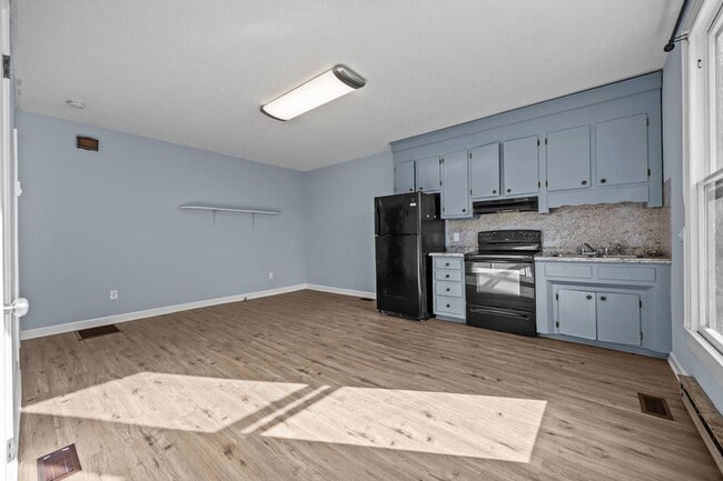Building Photo - 1 bedroom in Coats