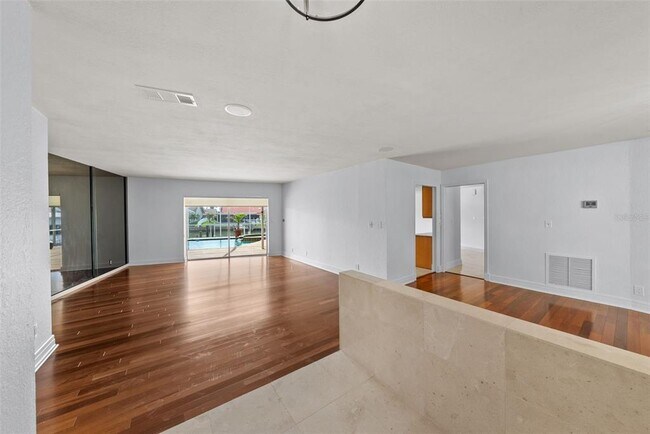 Foto del edificio - 4964 60th Ave S