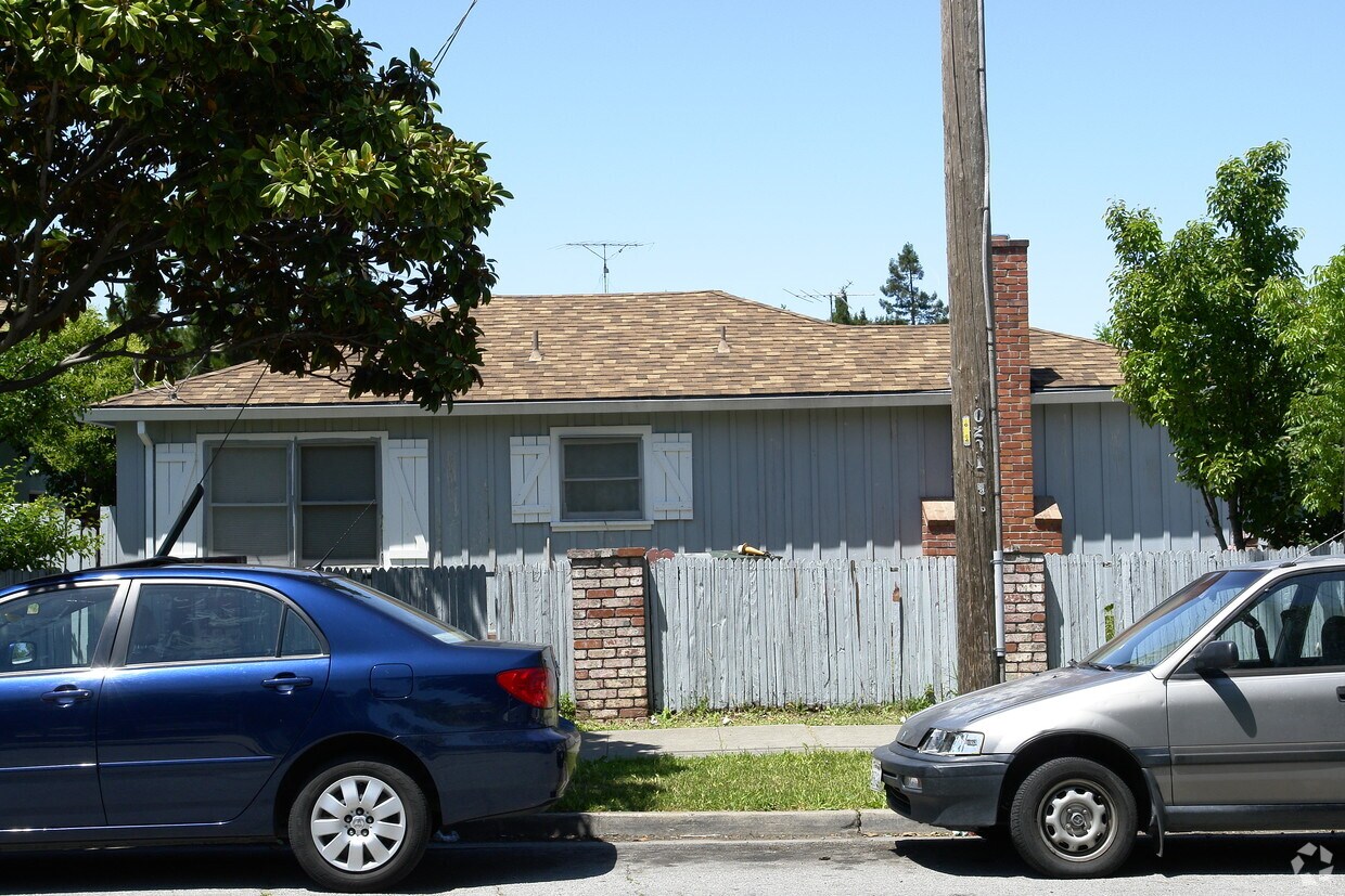 Foto del edificio - 975-977 8th Ave