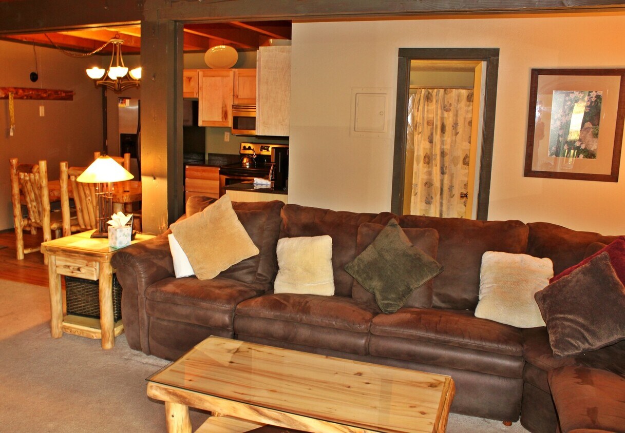Foto principal - Furnished 2 Bedrooms/2 Baths in Wildernest