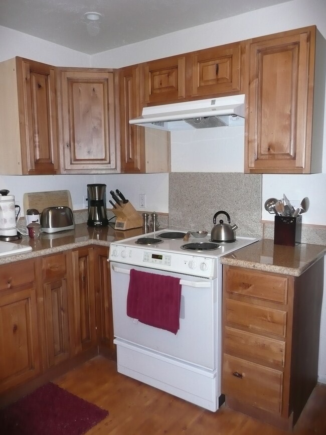 Foto del edificio - 1017 E Roma Ave