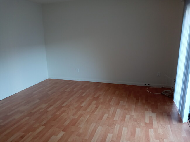 Building Photo - 7650 Arbor Creek Cir