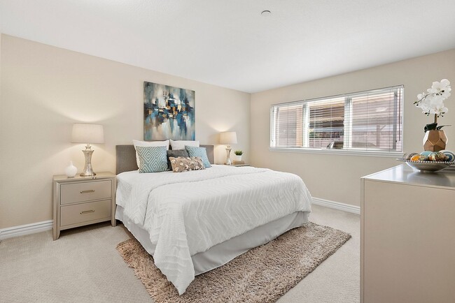 Foto del edificio - Bright and Spacious 2-Bedroom Condo with W...