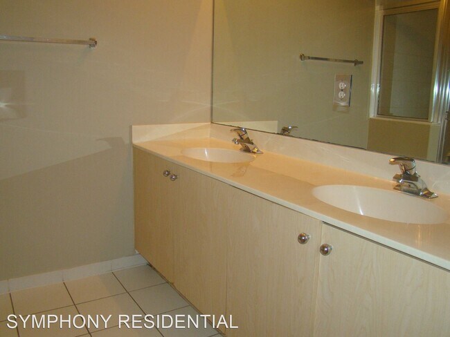 Foto del edificio - 3105-3281 NW 118th Dr