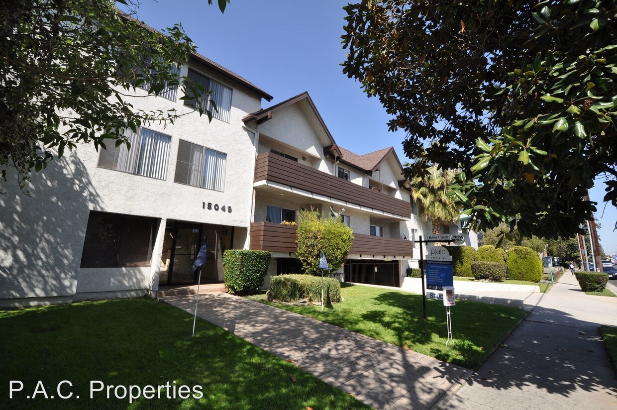 Foto principal - 15049 Burbank Blvd