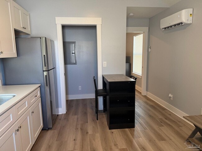 Building Photo - 2051 W Blount St