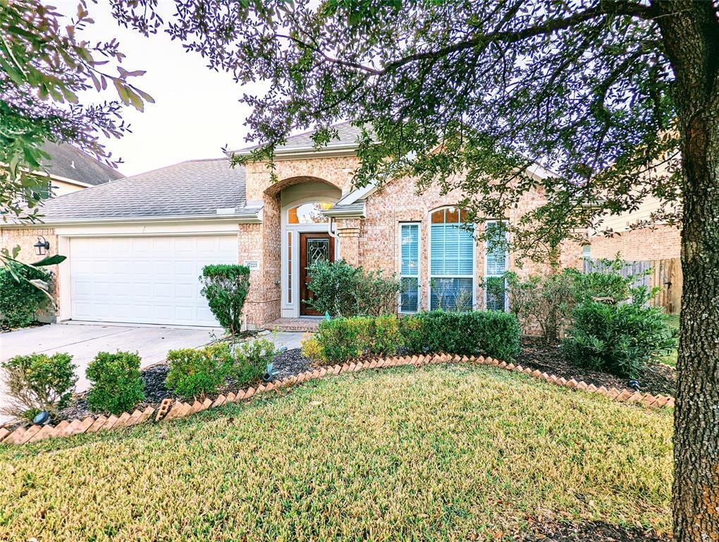 Primary Photo - 17223 Elverson Oaks Dr