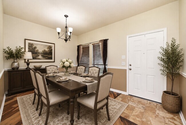Building Photo - 29631 Turnbury Village Dr