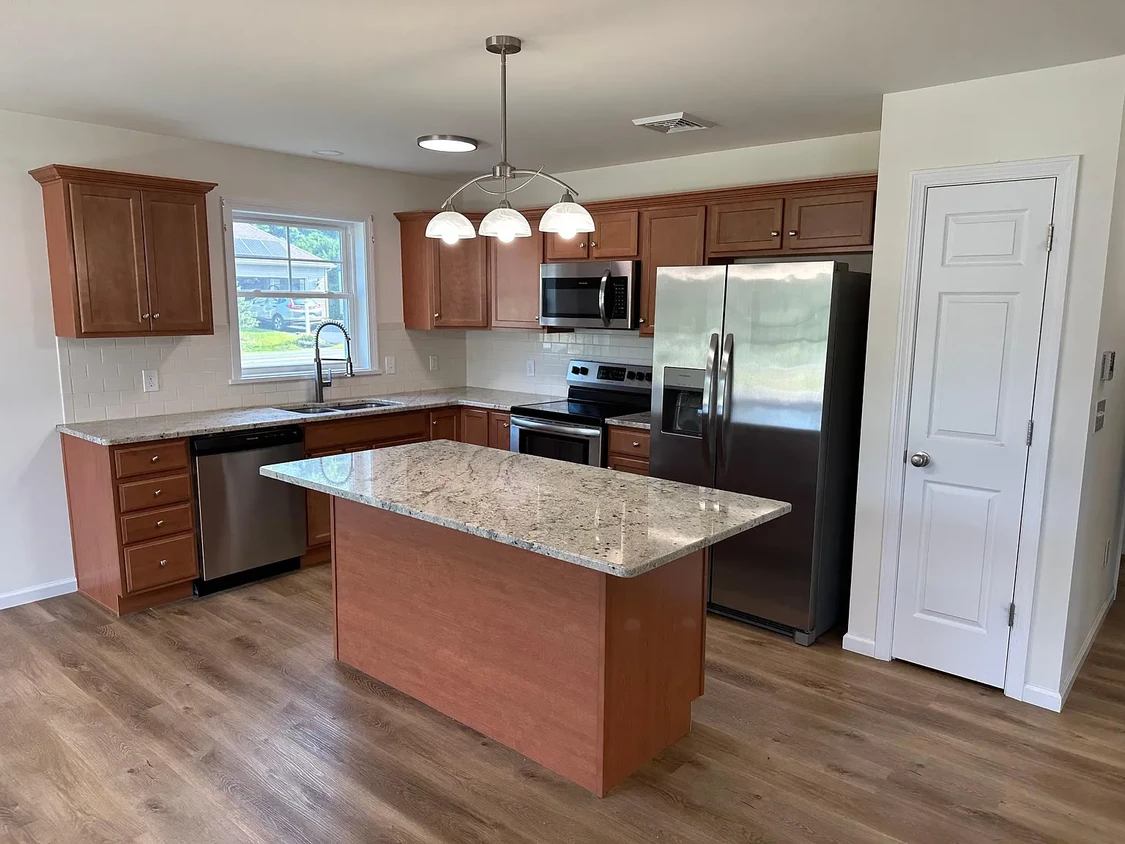 Foto principal - 486 Garrett 55+ Community