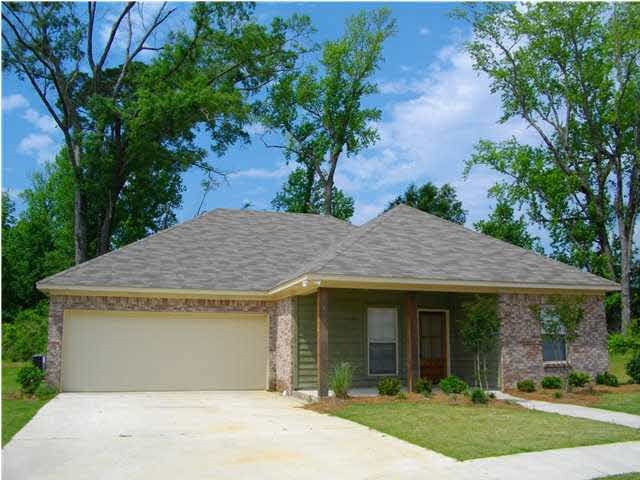 Primary Photo - 640 Lexington Dr