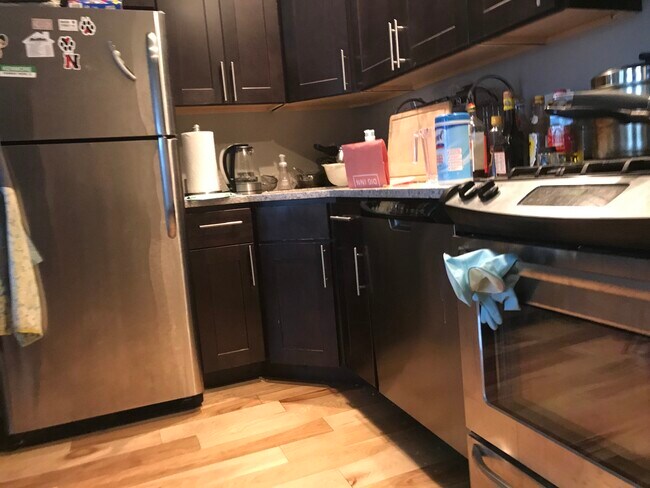 Foto del edificio - 180 Hillside St