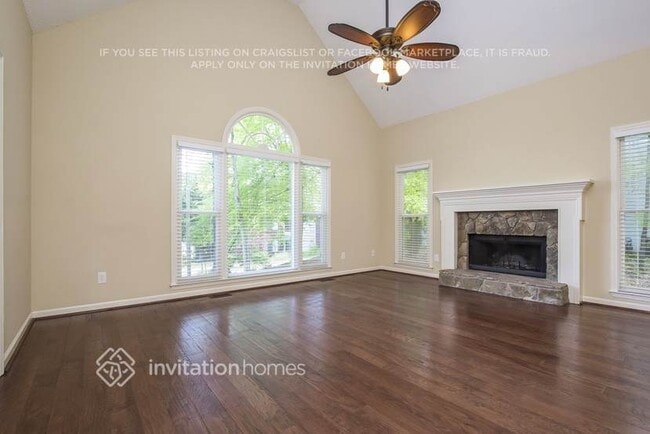 Building Photo - 918 Feather Creek Ln