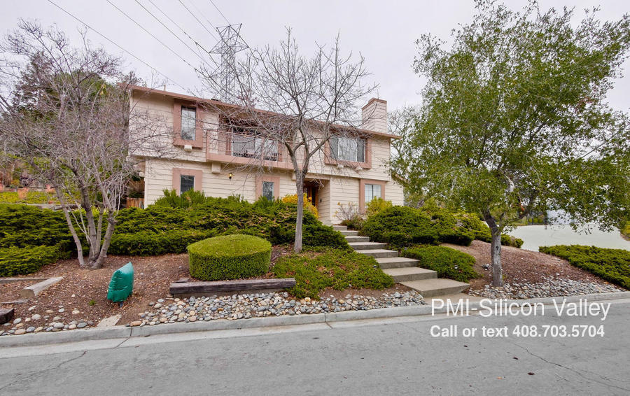 Primary Photo - 23005 Standing Oak Ct