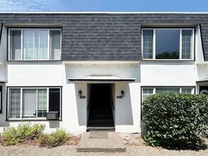 Building Photo - 1111 W 6th Ave