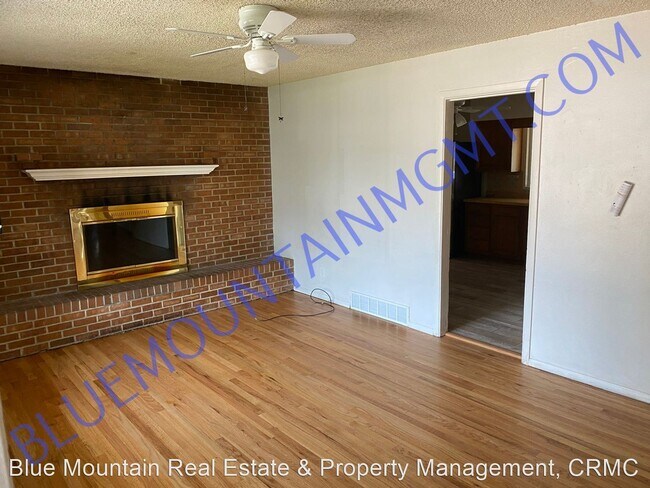 Building Photo - 3 br, 1 bath House - 513 Ponderosa Drive