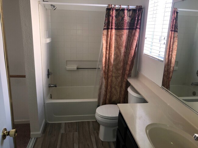 Building Photo - Ready to Move? Pet Friendly