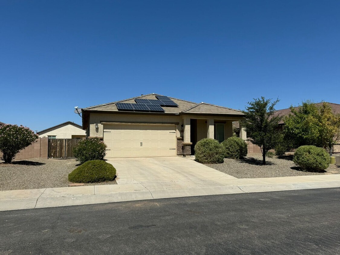 Primary Photo - 3 Bedroom Home in Marana with Solar