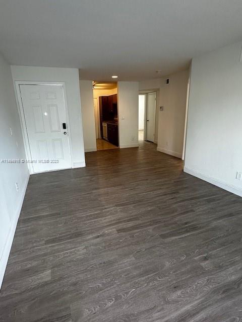 Foto del edificio - 8757 NW 39th St