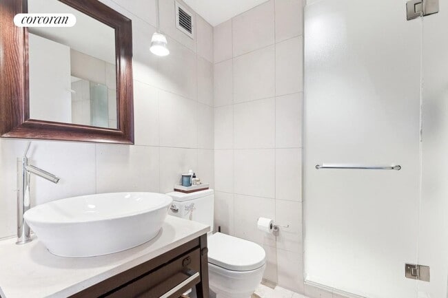 Foto del edificio - 340 E 23rd St