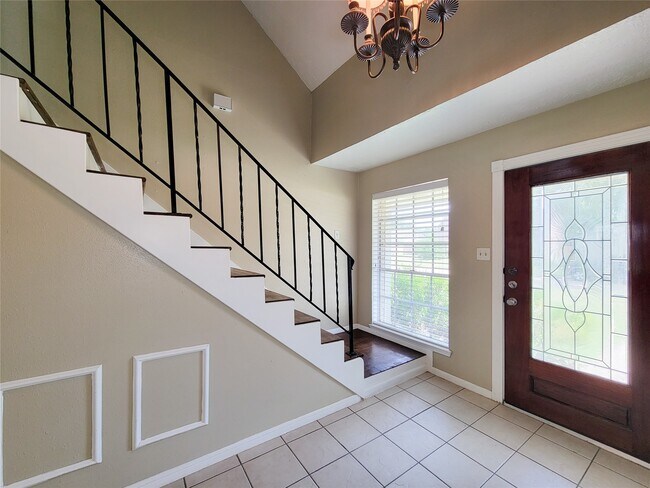Foto del edificio - 16614 Cairnway Dr