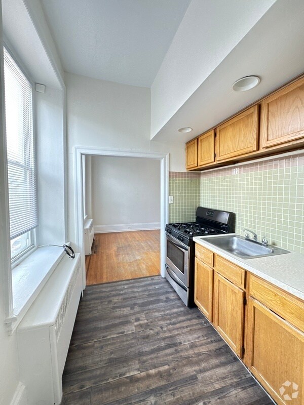 Building Photo - 408 W Chelten Ave
