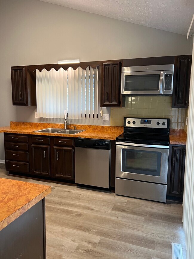 Foto del edificio - 2885 Aljor Ct