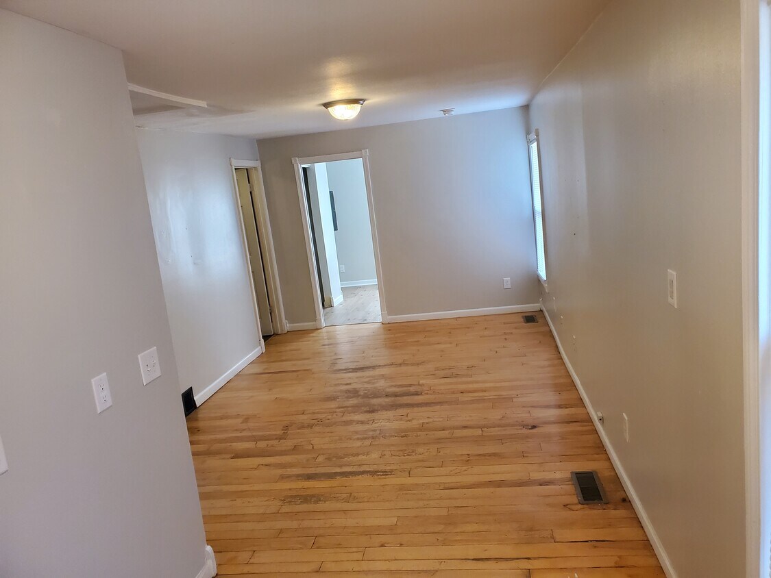 Livingroom - 327 E Church St