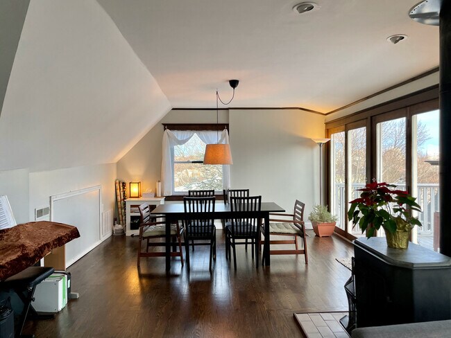 Building Photo - 38 Highland Ave