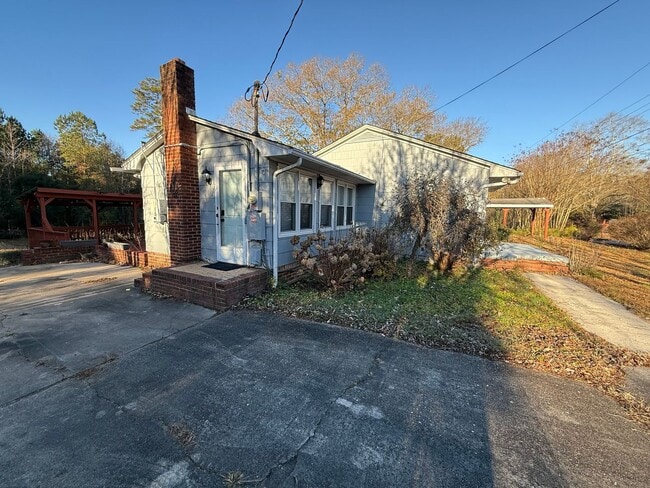 Foto del edificio - 3 Bedroom/1 Bath home for rent