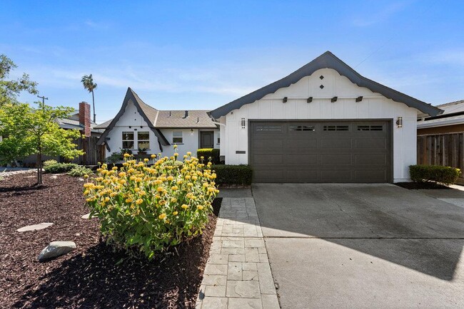 Building Photo - 5727 Waltrip Ln
