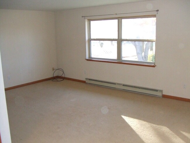 Foto del edificio - 6099 Rawson St