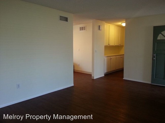 Building Photo - 1017 Greenfield Dr