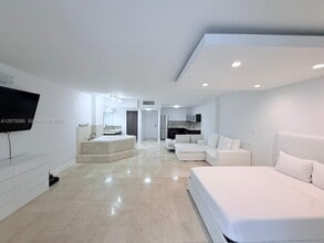 Building Photo - 2301 Collins Ave