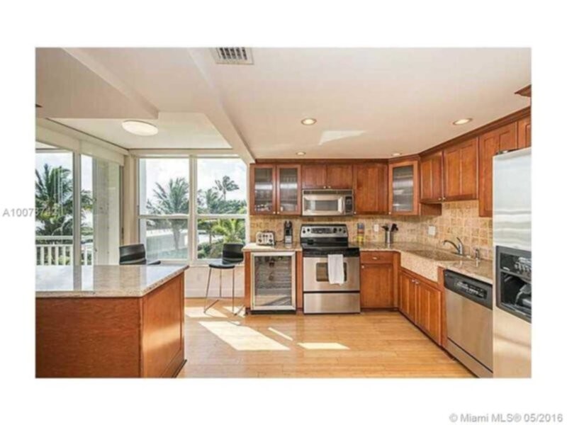 Primary Photo - THE SANDS OF KEY BISCAYNE CONDO