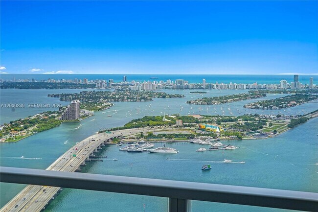 Photo - 1100 Biscayne Blvd Apartment