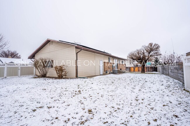 Foto del edificio - 1429 N 800 W